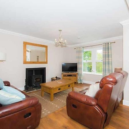 Douglas Fir Lodge With Hot Tub Near Cupar Fife Luthrie Esterno foto
