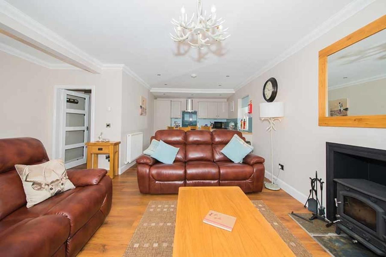 Douglas Fir Lodge With Hot Tub Near Cupar Fife Luthrie Esterno foto