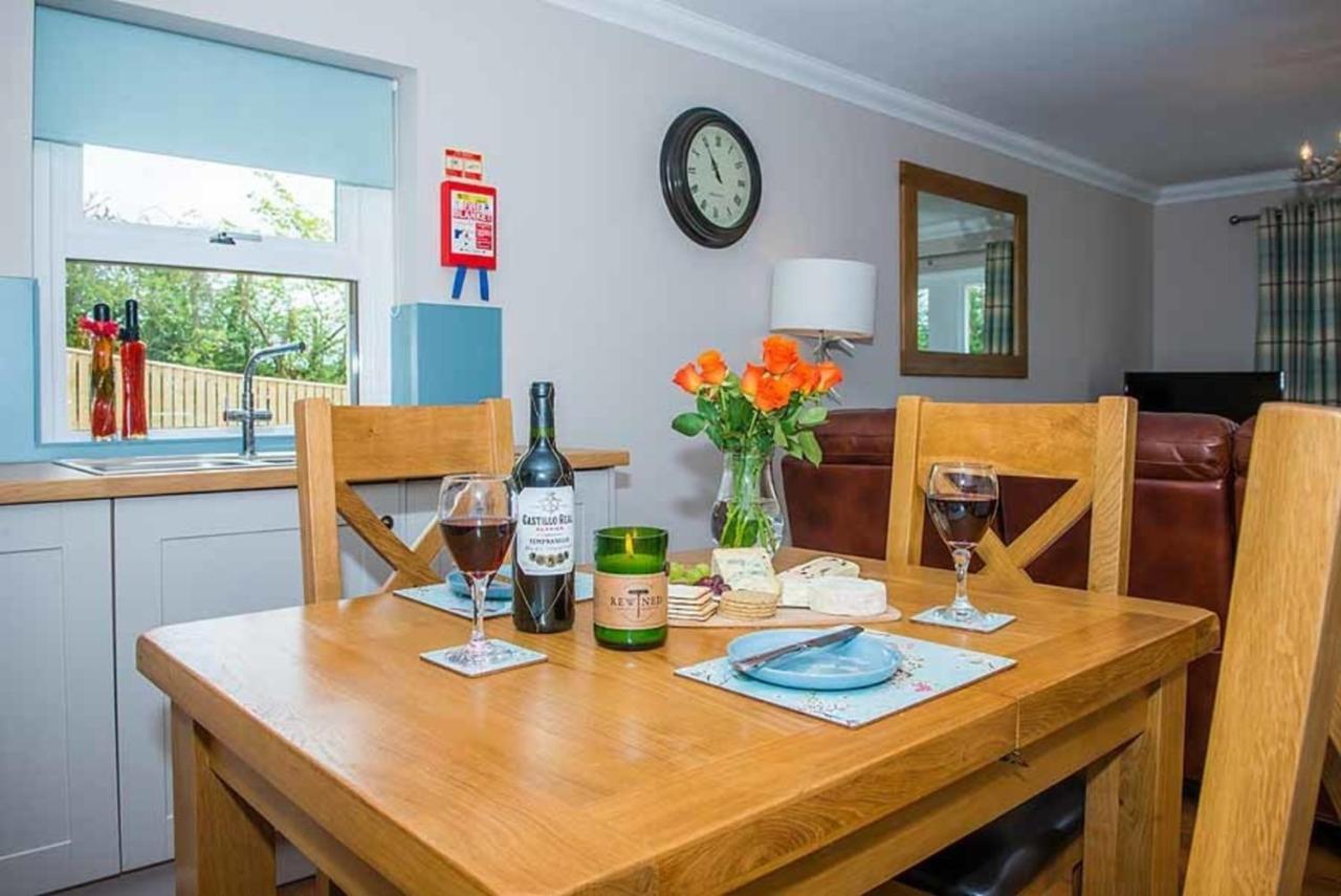 Douglas Fir Lodge With Hot Tub Near Cupar Fife Luthrie Esterno foto