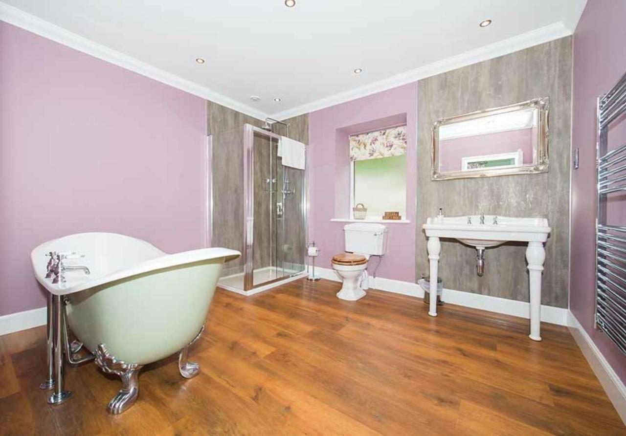 Douglas Fir Lodge With Hot Tub Near Cupar Fife Luthrie Esterno foto