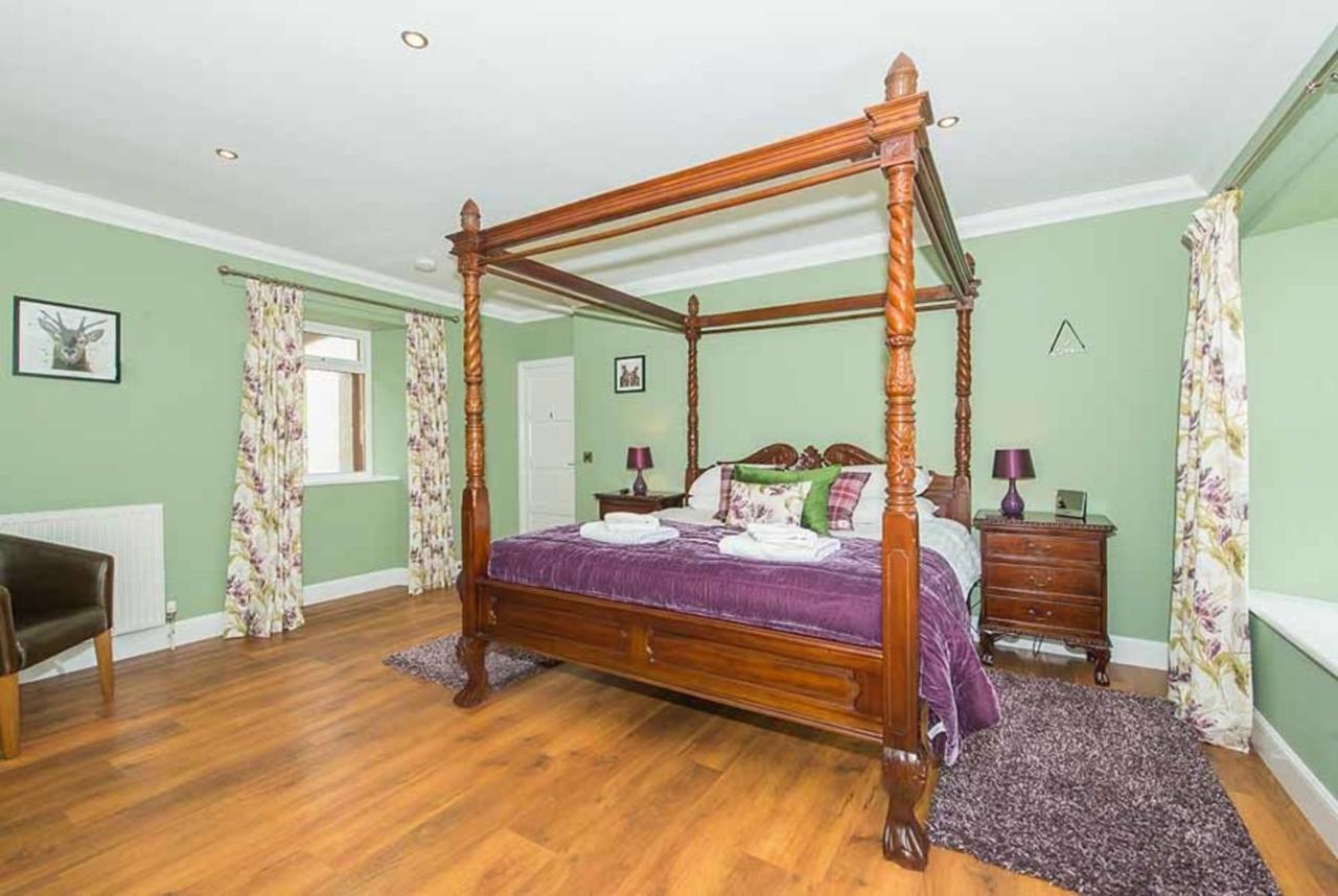 Douglas Fir Lodge With Hot Tub Near Cupar Fife Luthrie Esterno foto